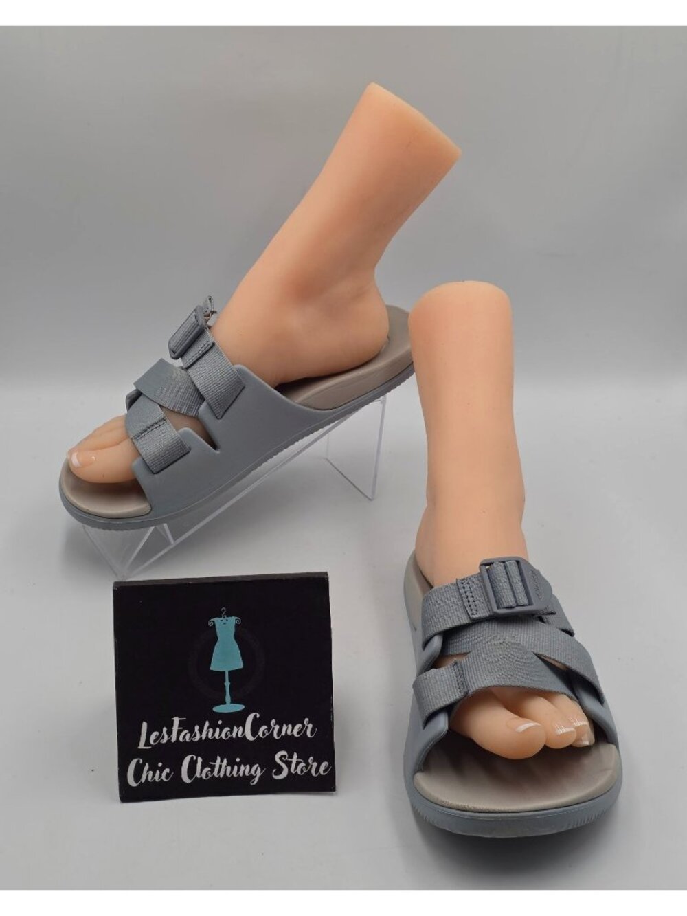 Chaco Womens Gray Chillos Adjustable Strap Slide Lightweight Sandals Sz 8 3839